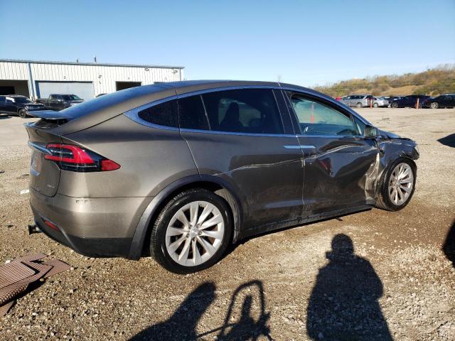 Photo 3 from auction – 2016 TESLA MODEL X with VIN 5YJXCAE29GF023830