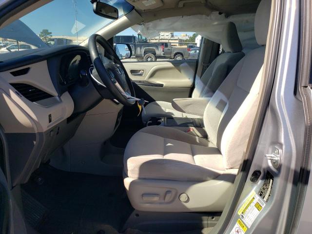 Photo 7 from auction – 2016 TOYOTA SIENNA LE with VIN 5TDKK3DC5GS732415