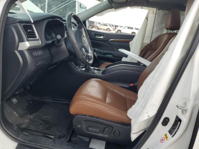 Photo 7 from auction – 2018 TOYOTA HIGHLANDER with VIN 5TDDZRFH2JS855239