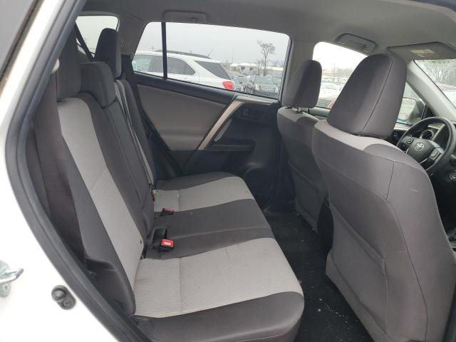 Photo 11 from auction – 2014 TOYOTA RAV4 LE with VIN JTMBFREV7ED070577