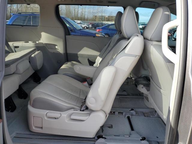 Photo 11 from auction – 2014 TOYOTA SIENNA XLE with VIN 5TDYK3DC0ES427749