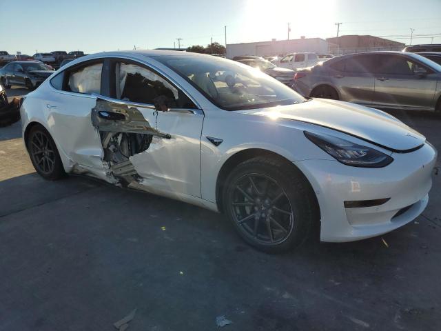 Photo 4 from auction – 2018 TESLA MODEL 3 with VIN 5YJ3E1EA8JF035331