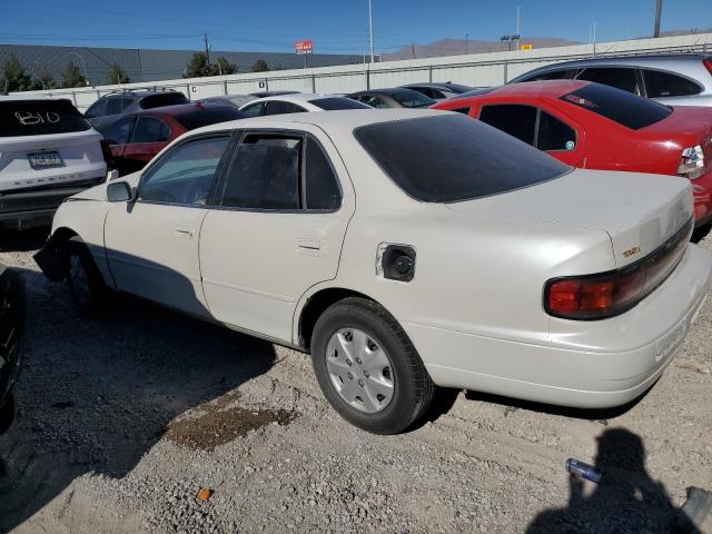 Photo 2 from auction – 1994 TOYOTA CAMRY LE with VIN JT2SK12E1R0209366