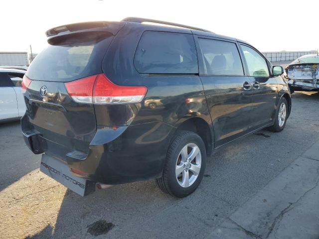 Photo 3 from auction – 2013 TOYOTA SIENNA LE with VIN 5TDKK3DC0DS310290