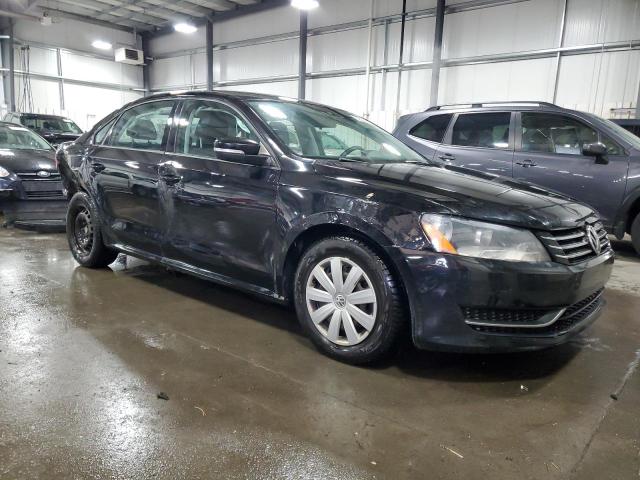 Photo 4 from auction – 2013 VOLKSWAGEN PASSAT S with VIN 1VWAP7A32DC099665