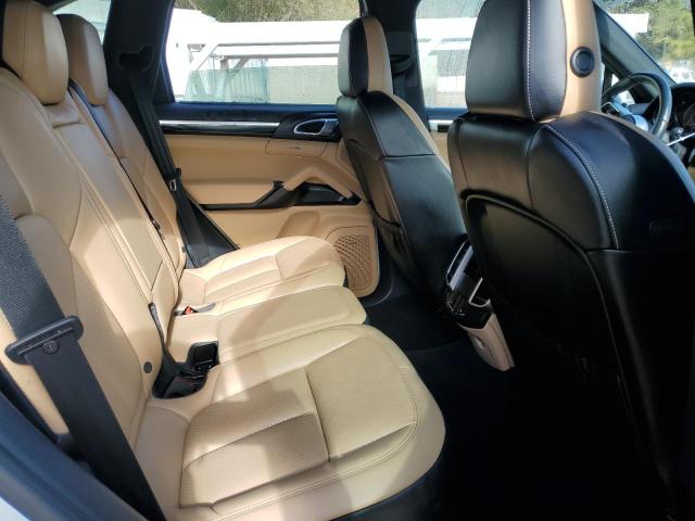 Photo 11 from auction – 2016 PORSCHE CAYENNE S with VIN WP1AB2A25GLA93213