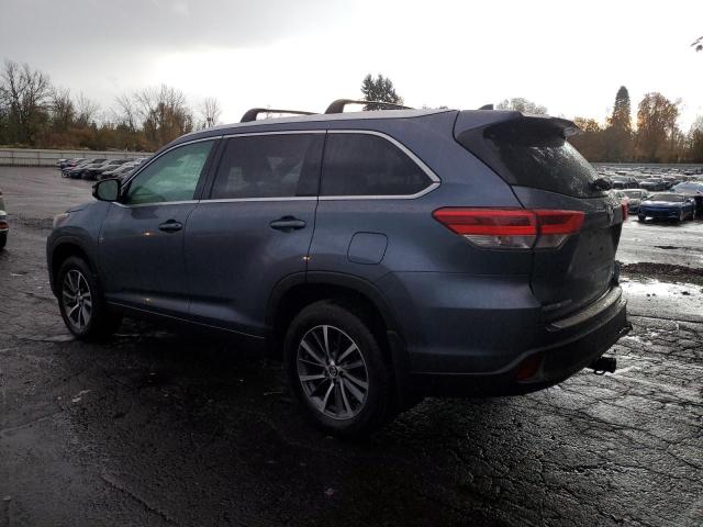 Photo 2 from auction – 2017 TOYOTA HIGHLANDER with VIN 5TDJZRFH6HS521566