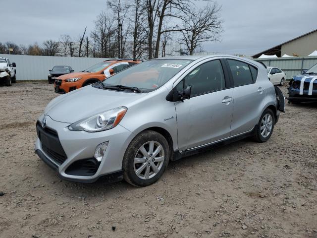 TOYOTA PRIUS C 2017 with VIN JTDKDTB3XH1591966 - Photo from auction