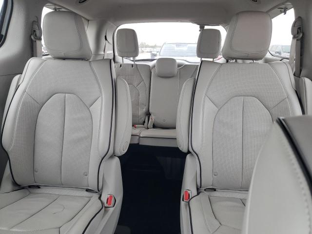 Photo 10 from auction – 2018 CHRYSLER PACIFICA H with VIN 2C4RC1N77JR105409