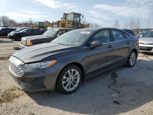 FORD FUSION SE 2019 with VIN 3FA6P0LU1KR235763 - Photo from auction