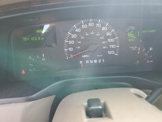 Foto 9 de la subasta – 2000 LINCOLN TOWN CAR E con VIN 1LNHM81W2YY935294