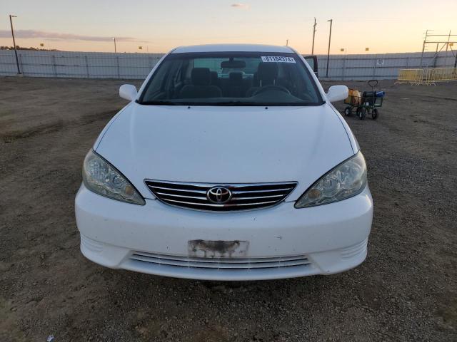 Photo 5 from auction – 2005 TOYOTA CAMRY LE with VIN 4T1BE30K95U623111