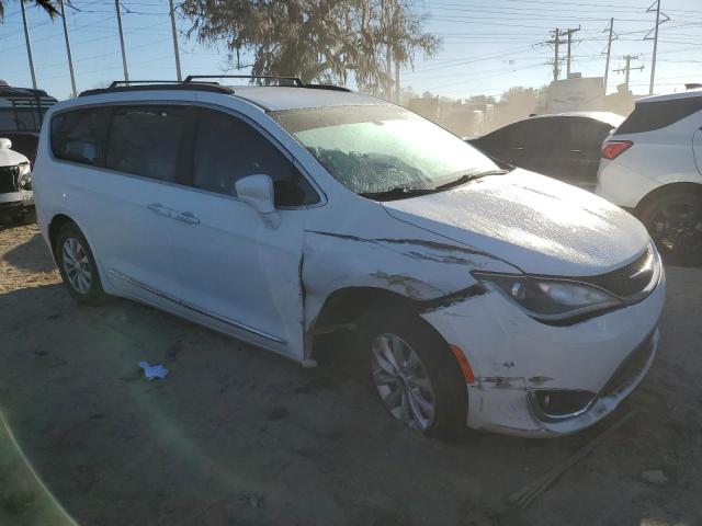 Photo 4 from auction – 2017 CHRYSLER PACIFICA T with VIN 2C4RC1BGXHR590935