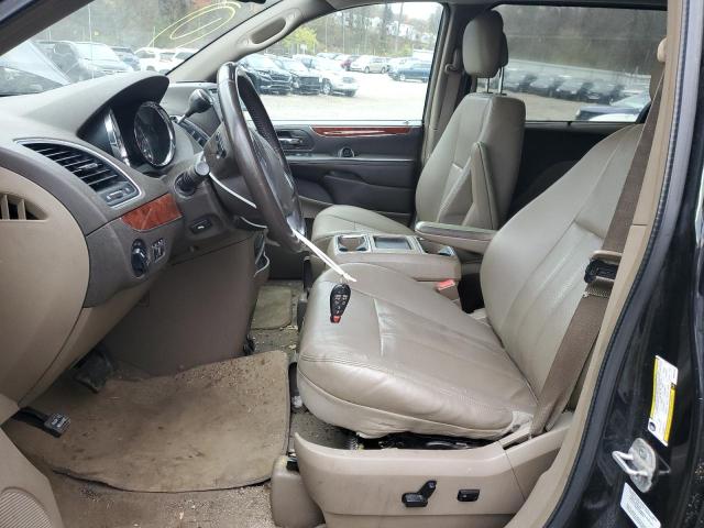 Photo 7 from auction – 2013 CHRYSLER TOWN & COU with VIN 2C4RC1CG2DR694103