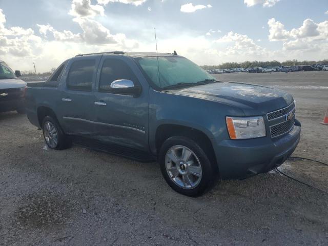 Photo 4 from auction – 2010 CHEVROLET AVALANCHE with VIN 3GNVKGE08AG106122
