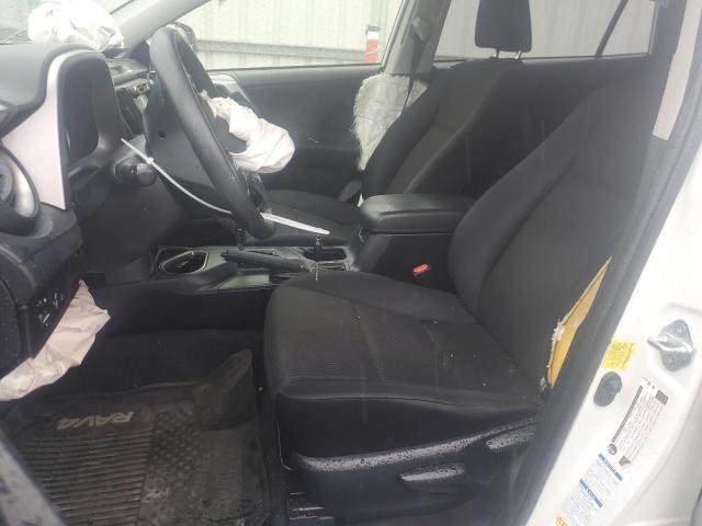 Photo 7 from auction – 2017 TOYOTA RAV4 LE with VIN JTMBFREV4HJ161652