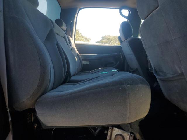 Photo 10 from auction – 2002 GMC SIERRA C25 with VIN 1GTHC23U82F211497