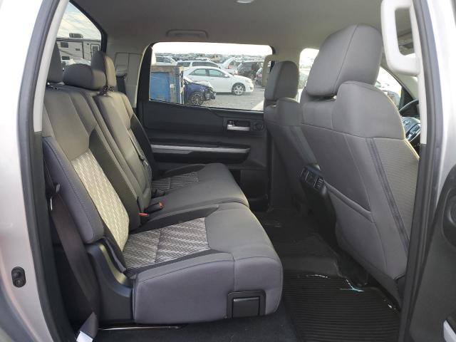 Photo 10 from auction – 2018 TOYOTA TUNDRA CRE with VIN 5TFDY5F16JX774687