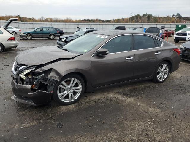 NISSAN ALTIMA 3.5 2016 with VIN 1N4BL3AP5GC167997 - Photo from auction
