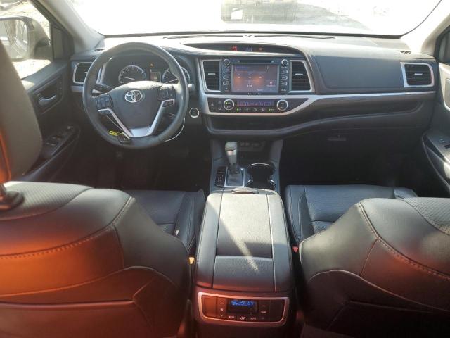 Photo 8 from auction – 2017 TOYOTA HIGHLANDER with VIN 5TDYZRFH2HS234093