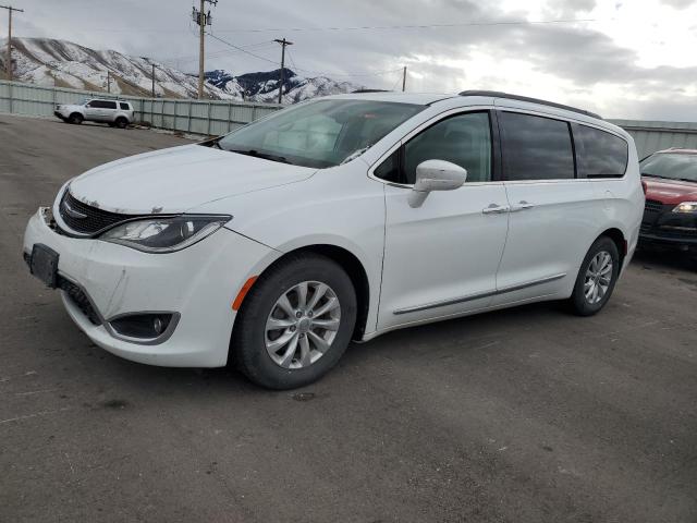 CHRYSLER PACIFICA T 2017 with VIN 2C4RC1BG1HR540022 - Photo from auction