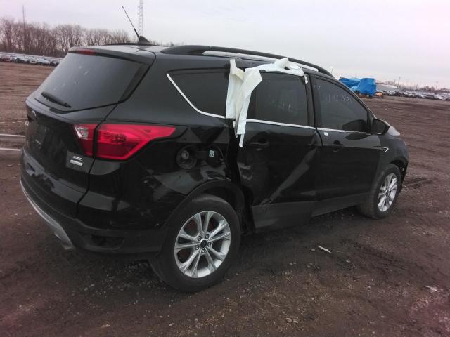 Photo 3 from auction – 2019 FORD ESCAPE SEL with VIN 1FMCU0HD4KUB99134
