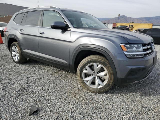 Photo 4 from auction – 2018 VOLKSWAGEN ATLAS S with VIN 1V2AP2CA2JC599532