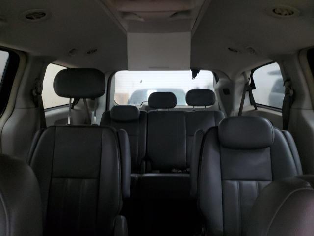 Photo 10 from auction – 2010 CHRYSLER TOWN & COU with VIN 2A4RR5DXXAR123839