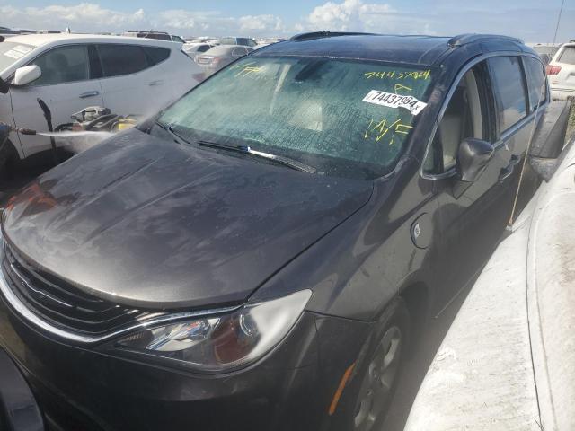 CHRYSLER PACIFICA H 2018 with VIN 2C4RC1L72JR175628 - Photo from auction