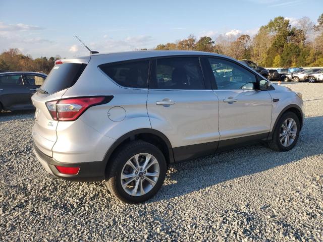 Photo 3 from auction – 2017 FORD ESCAPE SE with VIN 1FMCU9GD6HUE37743