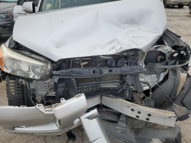 Photo 11 from auction – 2011 TOYOTA 4RUNNER SR with VIN JTEBU5JR8B5070046