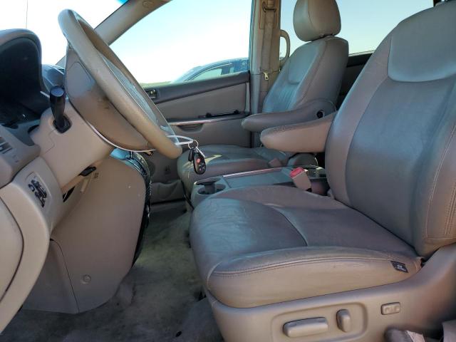 Photo 7 from auction – 2010 TOYOTA SIENNA CE with VIN 5TDKK4CC2AS325778