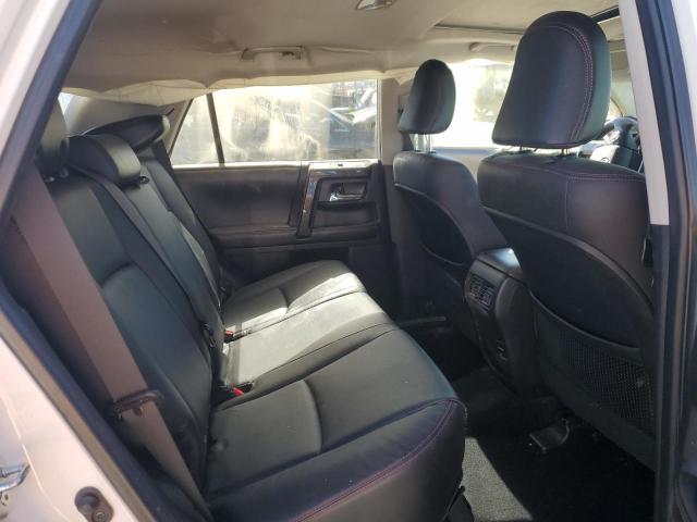 Photo 11 from auction – 2016 TOYOTA 4RUNNER SR with VIN JTEBU5JR9G5280503