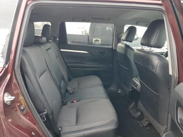 Photo 11 from auction – 2018 TOYOTA HIGHLANDER with VIN 5TDBZRFH5JS895855