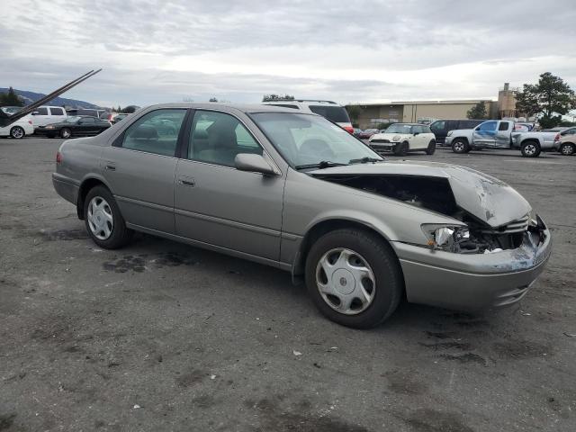 Photo 4 from auction – 1998 TOYOTA CAMRY CE with VIN 4T1BF22K7WU048044