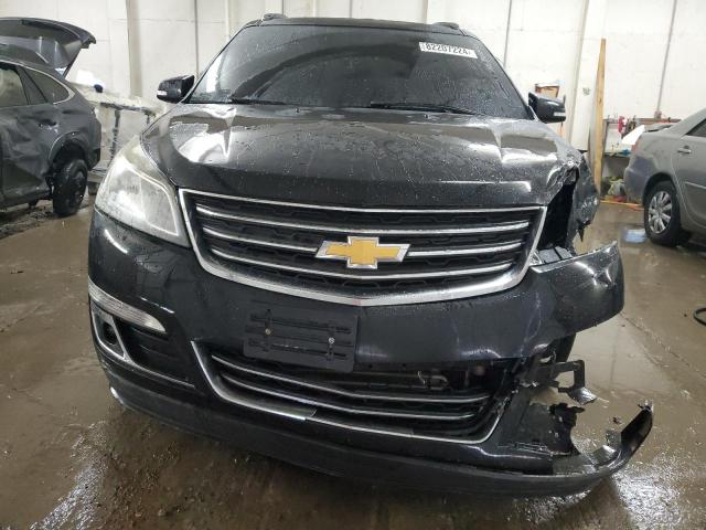 Photo 5 from auction – 2017 CHEVROLET TRAVERSE L with VIN 1GNKRGKD1HJ267300