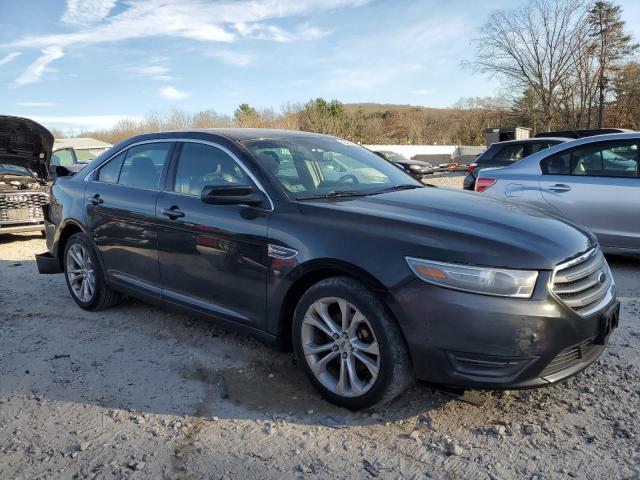 Photo 4 from auction – 2013 FORD TAURUS SEL with VIN 1FAHP2E84DG228465