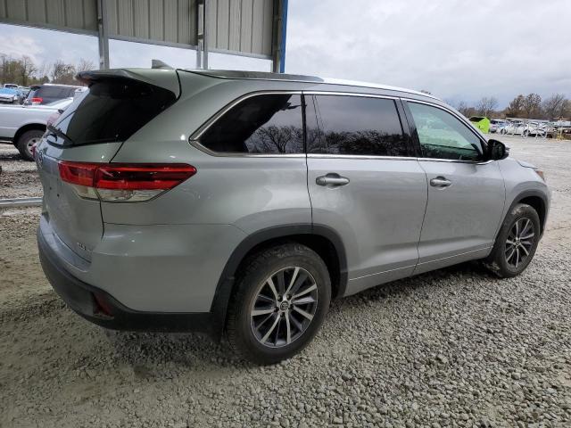 Photo 3 from auction – 2018 TOYOTA HIGHLANDER with VIN 5TDJZRFH9JS864166