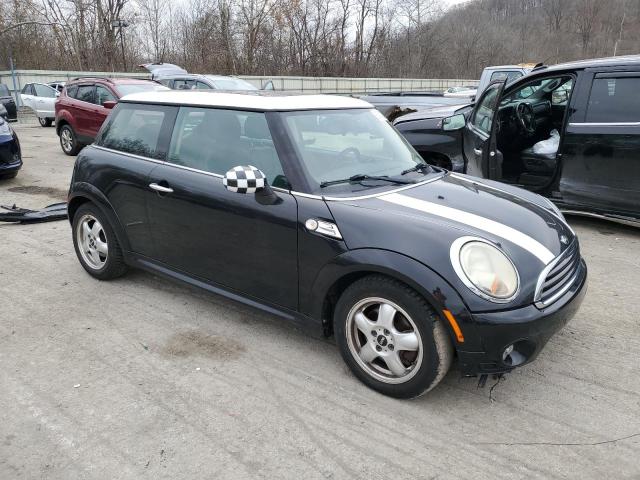 Снимка 4 от търг – 2011 MINI COOPER с VIN WMWSU3C53BT093911