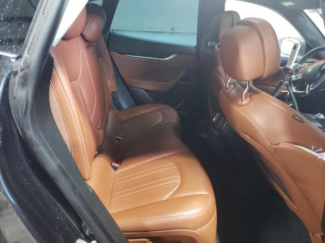 Photo 10 from auction – 2017 MASERATI LEVANTE with VIN ZN661XUA0HX257874