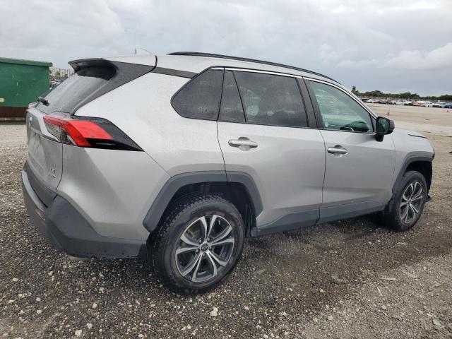 Photo 3 from auction – 2021 TOYOTA RAV4 LE with VIN 2T3F1RFVXMC210266