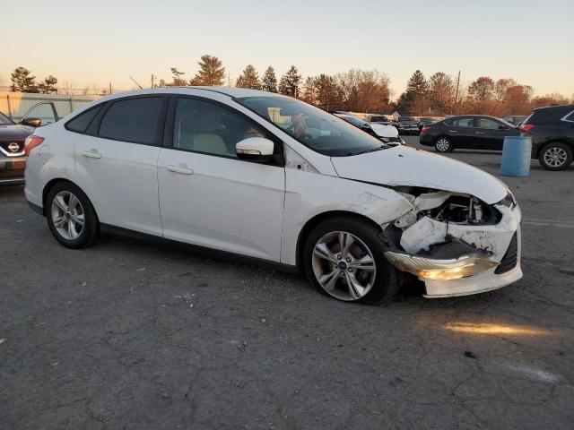 Photo 4 from auction – 2014 FORD FOCUS SE with VIN 1FADP3F2XEL386414