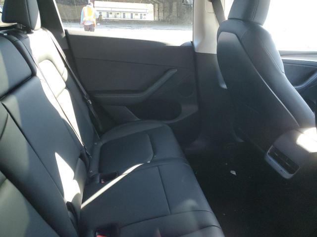 Photo 10 from auction – 2022 TESLA MODEL Y with VIN 7SAYGDEE7NA015212
