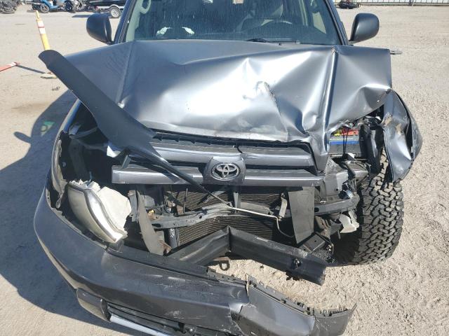 Photo 12 from auction – 2004 TOYOTA 4RUNNER SR with VIN JTEBU14RX48016057