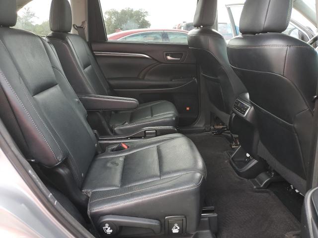 Photo 11 from auction – 2015 TOYOTA HIGHLANDER with VIN 5TDYKRFH9FS071203
