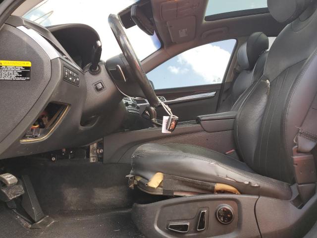 Photo 7 from auction – 2015 HYUNDAI GENESIS 3. with VIN KMHGN4JE5FU094097
