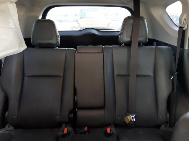 Photo 10 from auction – 2016 TOYOTA RAV4 LIMIT with VIN JTMDFREV0GD184738