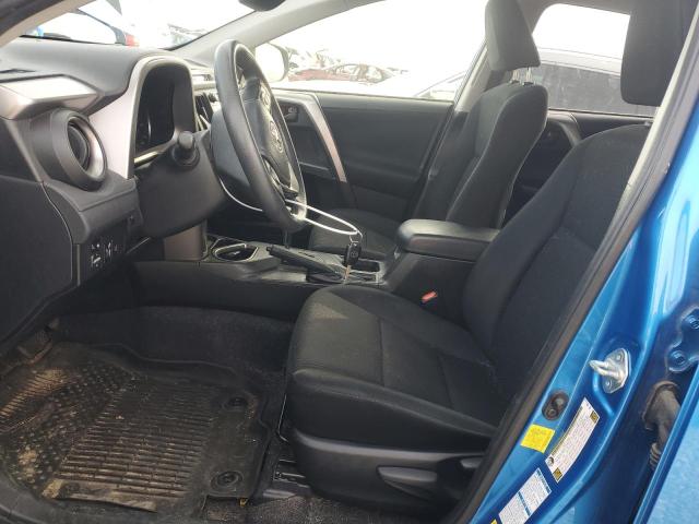 Photo 7 from auction – 2017 TOYOTA RAV4 LE with VIN JTMBFREV5HJ153012