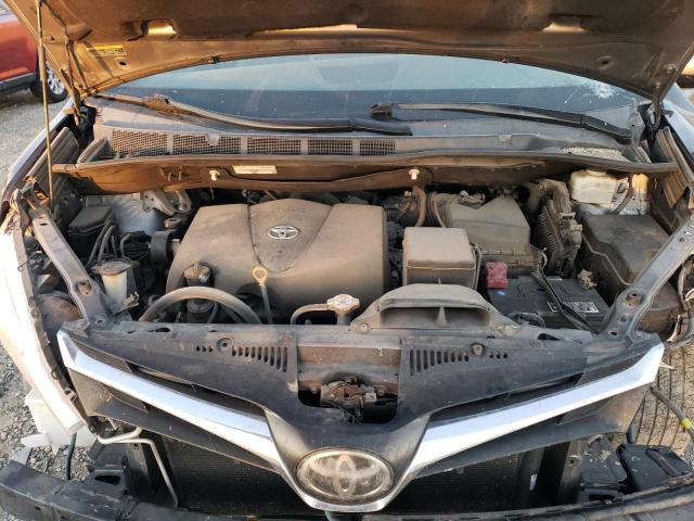 Photo 12 from auction – 2018 TOYOTA SIENNA LE with VIN 5TDKZ3DC0JS925610