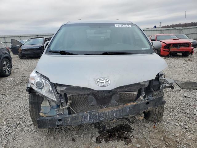 Photo 5 from auction – 2014 TOYOTA SIENNA LE with VIN 5TDKK3DC0ES414893